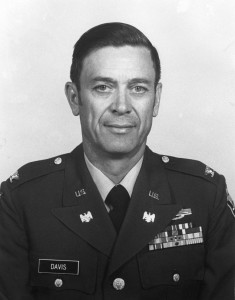 Col Davis005